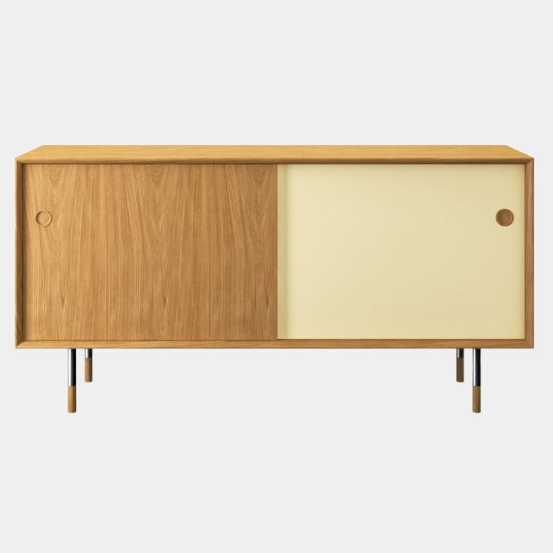  Le buffet Sibast No 11, conçu par Arne Vodder, à un design élégant et intemporel.